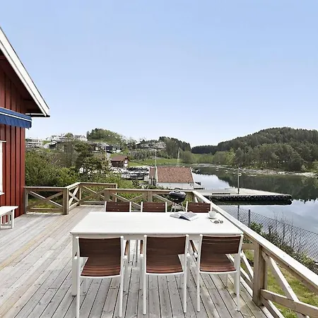House By The Sea - 3 Bedrooms And Possibility To Rent A Boat Holiday home *